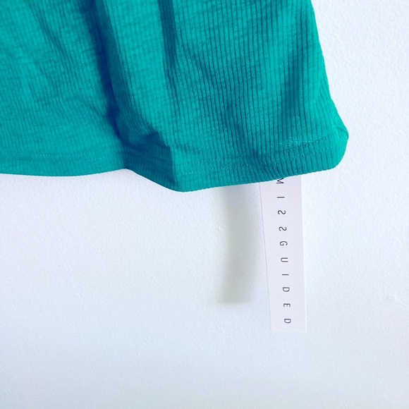 Green Ribbed & Layered Tank Top - Picture 5 of 9